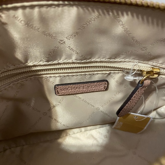 Michael Kors Purse - Picture 5 of 6